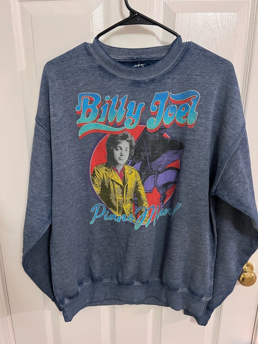 Licensed Women's Billy Joel Graphic Sweatshirt NWT sz XL - Picture 4 of 10